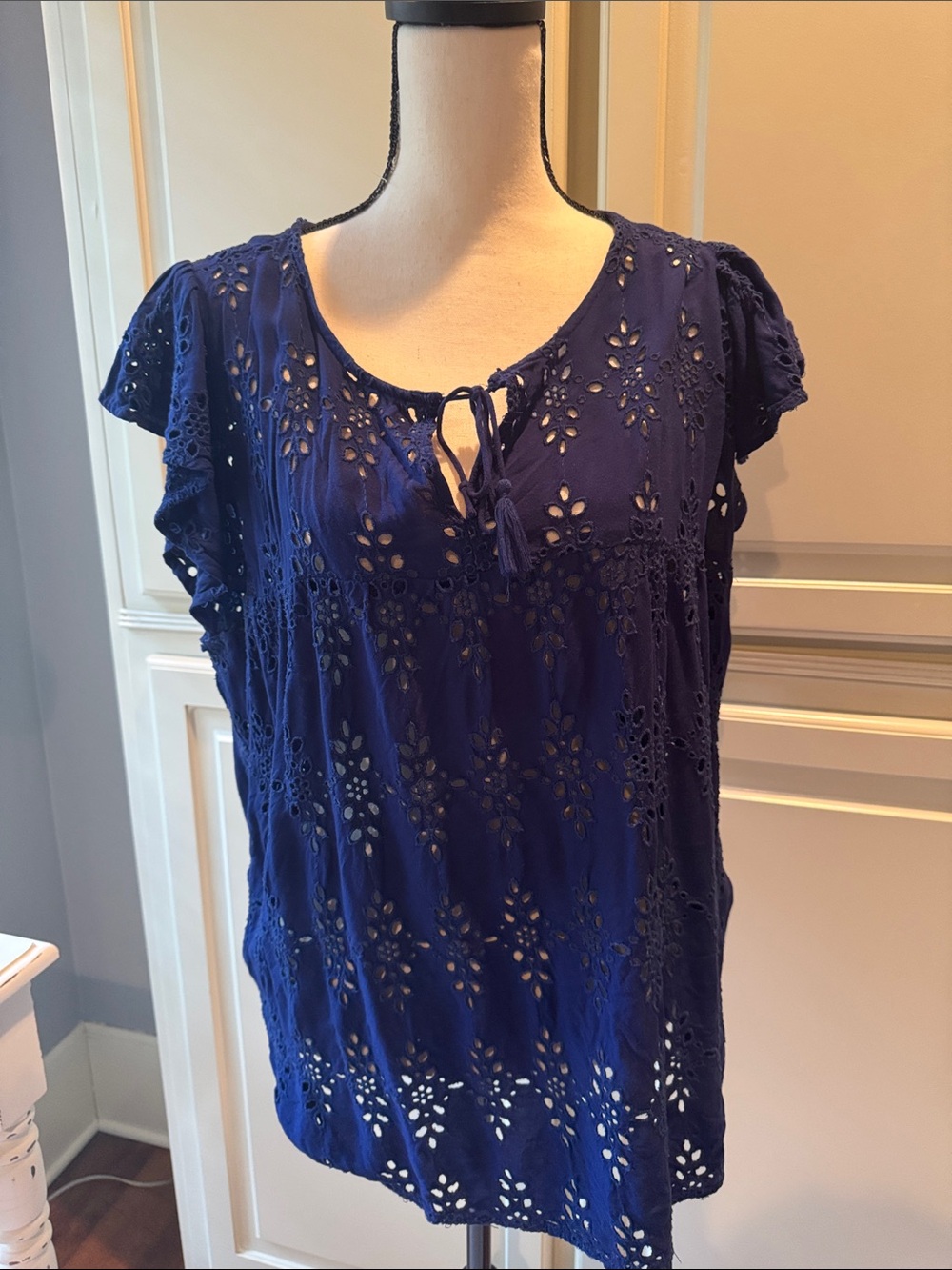 Old Navy Blue Eyelet Tie-Neck Peasant Top